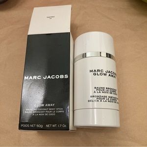 Marc jacobs glow away